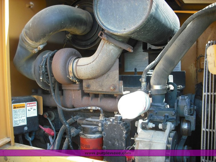 image for item 3492 1996 Case 721B wheel loader