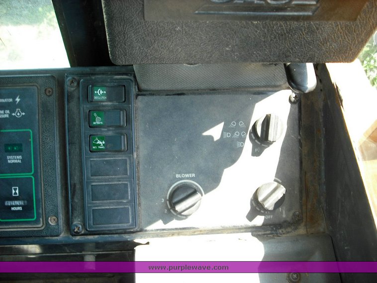 image for item 3492 1996 Case 721B wheel loader