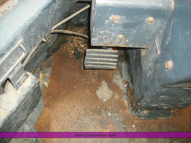 image for item 3492 1996 Case 721B wheel loader