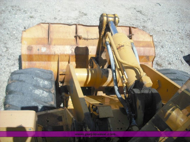 image for item 3492 1996 Case 721B wheel loader