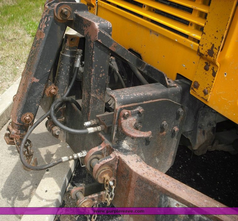 image for item 3495 2000 International Series 4900 4x2 dump truck