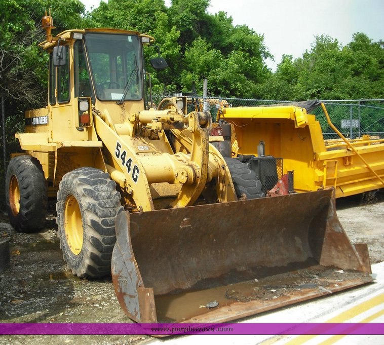 image for item 3497 1995 John Deere 544G wheel loader