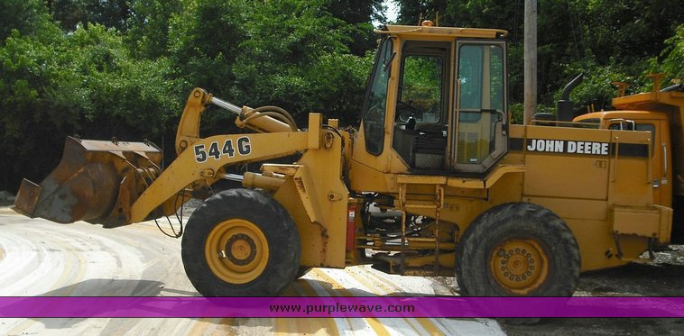 image for item 3497 1995 John Deere 544G wheel loader