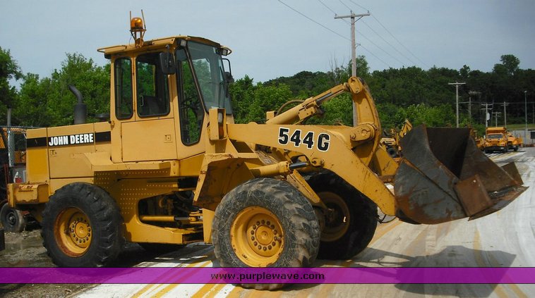image for item 3497 1995 John Deere 544G wheel loader
