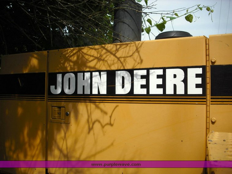 image for item 3497 1995 John Deere 544G wheel loader