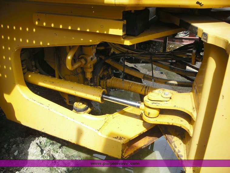 image for item 3497 1995 John Deere 544G wheel loader