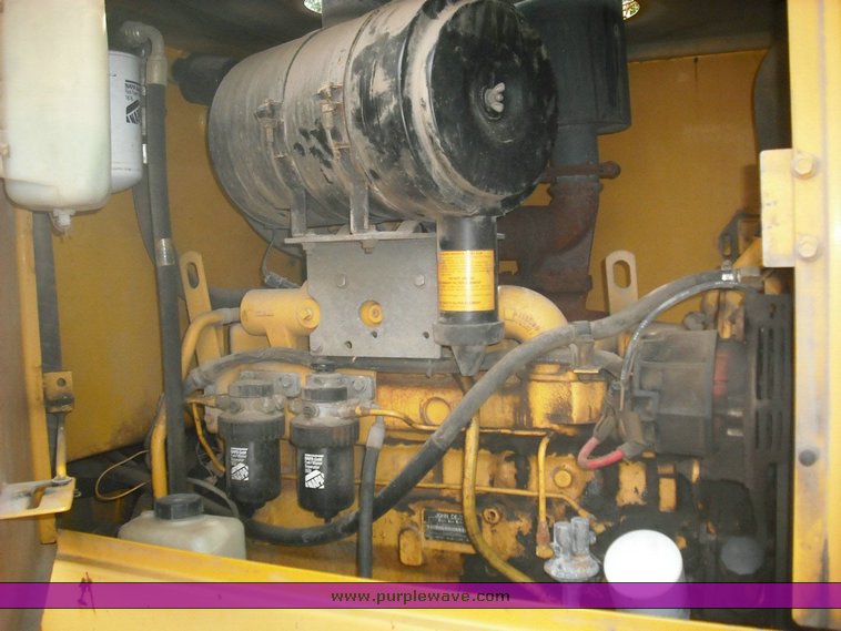 image for item 3497 1995 John Deere 544G wheel loader