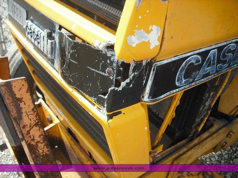 image for item 3500 1988 Case IH 585 tractor