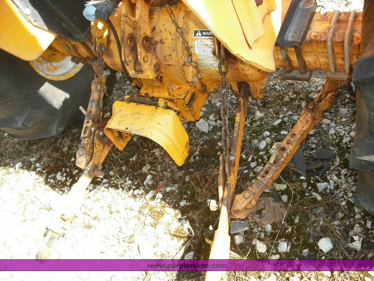 image for item 3501 1995 Ford 4630 tractor