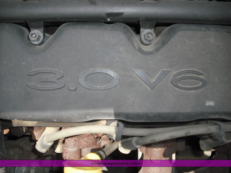 image for item 3512 1999 Ford Taurus SE