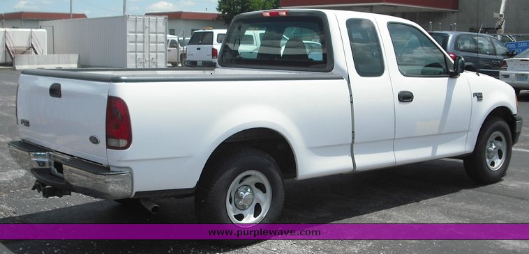 image for item 3514 2001 Ford F150 pickup truck