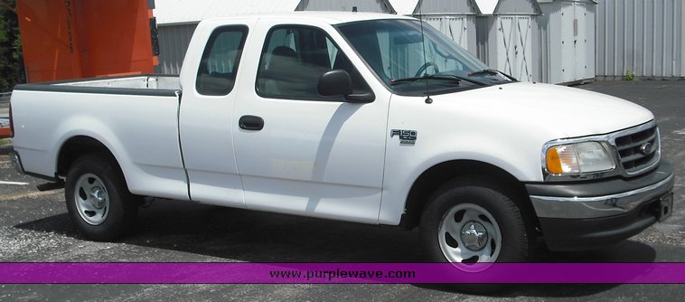 image for item 3514 2001 Ford F150 pickup truck