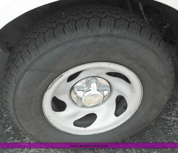 image for item 3514 2001 Ford F150 pickup truck