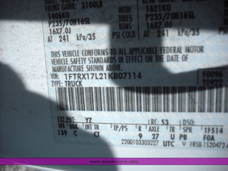 image for item 3514 2001 Ford F150 pickup truck