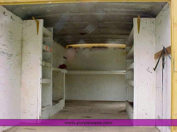 image for item 1002 1976 Wolf trailer