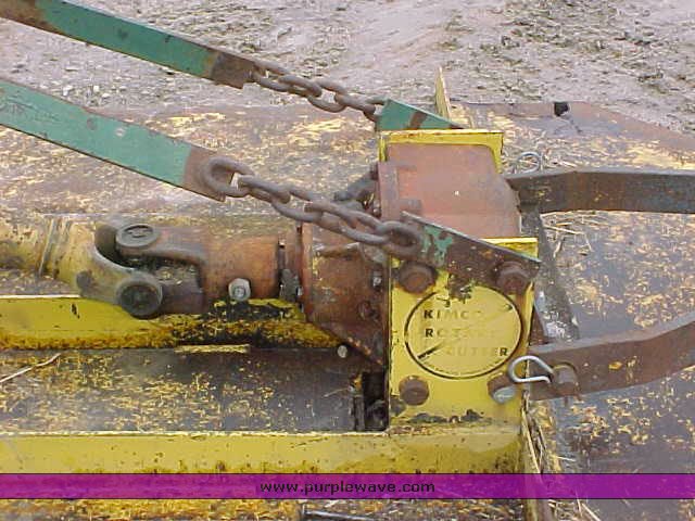 image for item 1003 1966 International 404 tractor