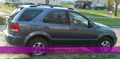 image for item 1005 2005 Kia Sorento SLX