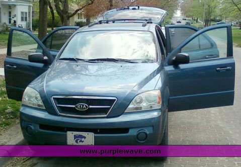 image for item 1005 2005 Kia Sorento SLX
