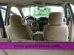 image for item 1005 2005 Kia Sorento SLX