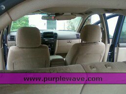 image for item 1005 2005 Kia Sorento SLX