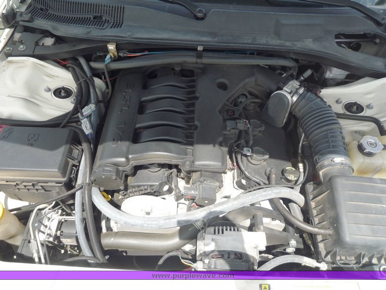 image for item 1010 2008 Chrysler 300 Touring limousine