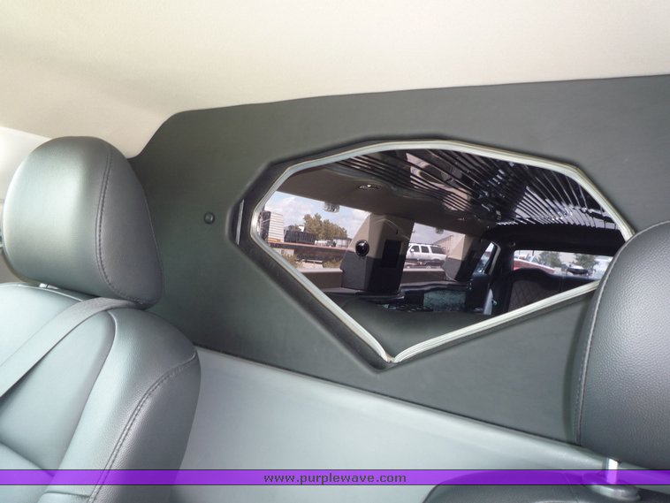 image for item 1010 2008 Chrysler 300 Touring limousine