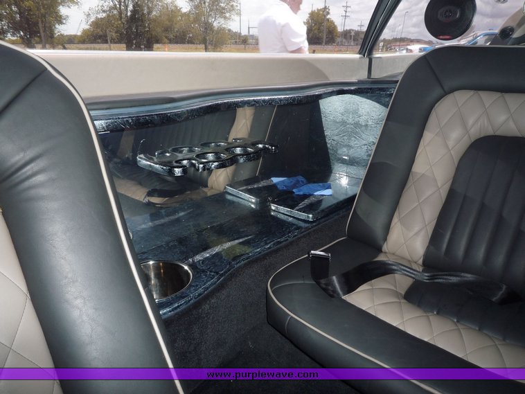 image for item 1010 2008 Chrysler 300 Touring limousine