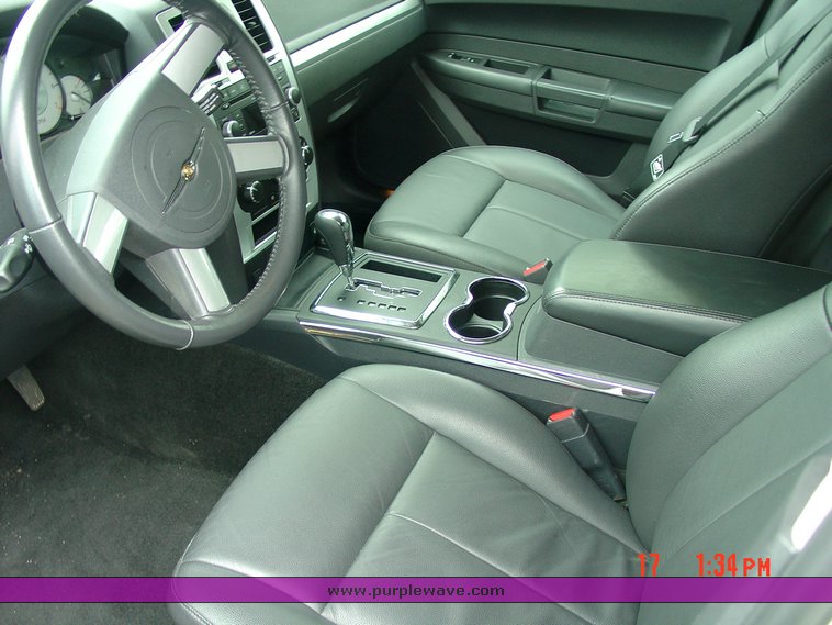 image for item 1010 2008 Chrysler 300 Touring limousine