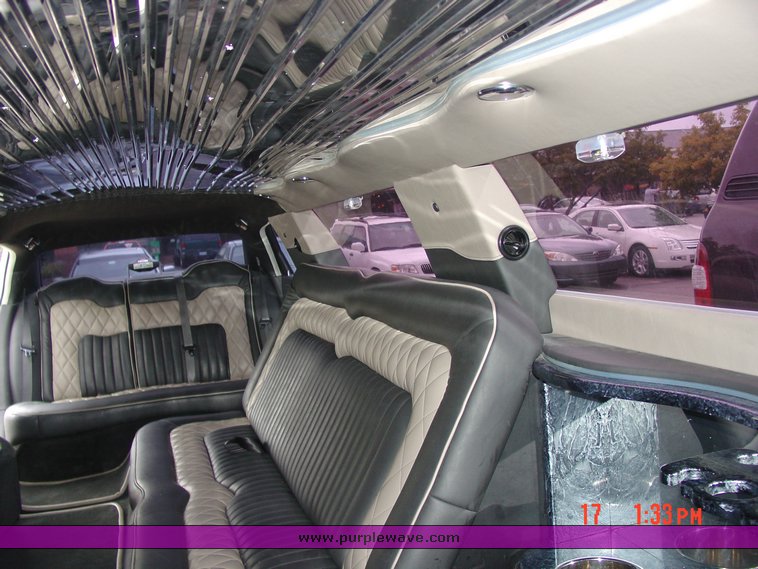 image for item 1010 2008 Chrysler 300 Touring limousine