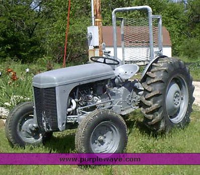 image for item 1500 Tractor