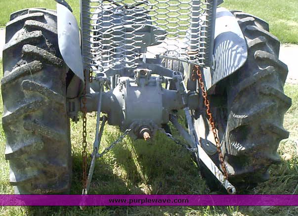 image for item 1500 Tractor