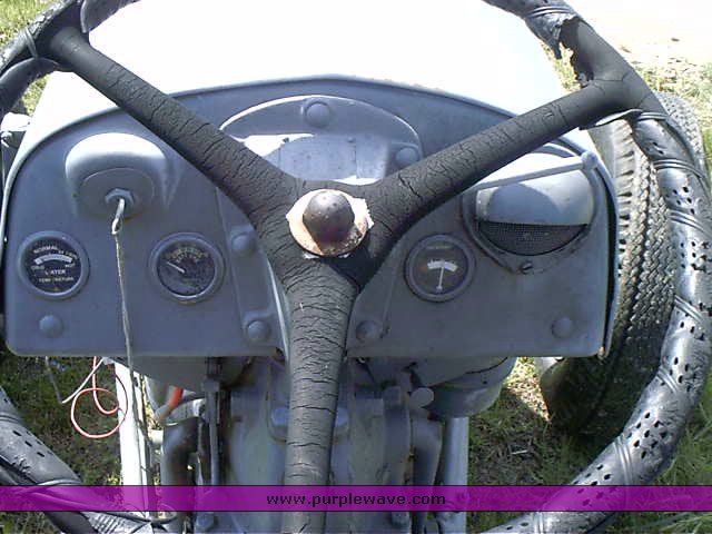 image for item 1500 Tractor