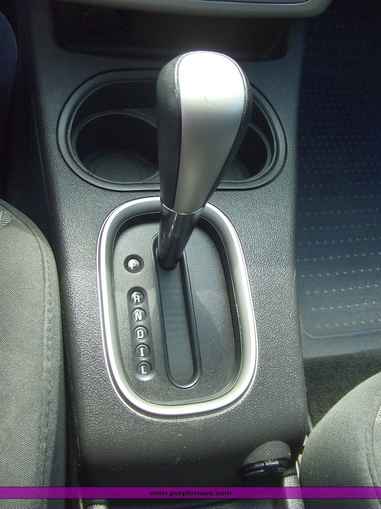 image for item 2066 2006 Chevrolet Cobalt LT