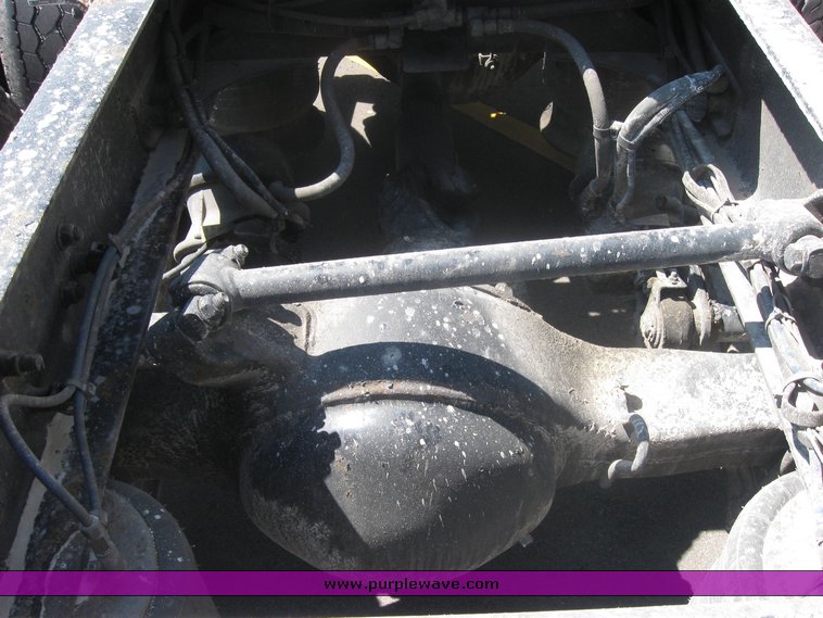 image for item 2149 2000 Freightliner Conventional FLC120 Century Class semi truck