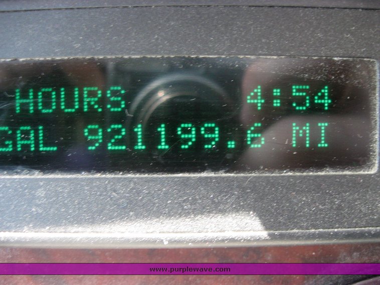 image for item 2149 2000 Freightliner Conventional FLC120 Century Class semi truck