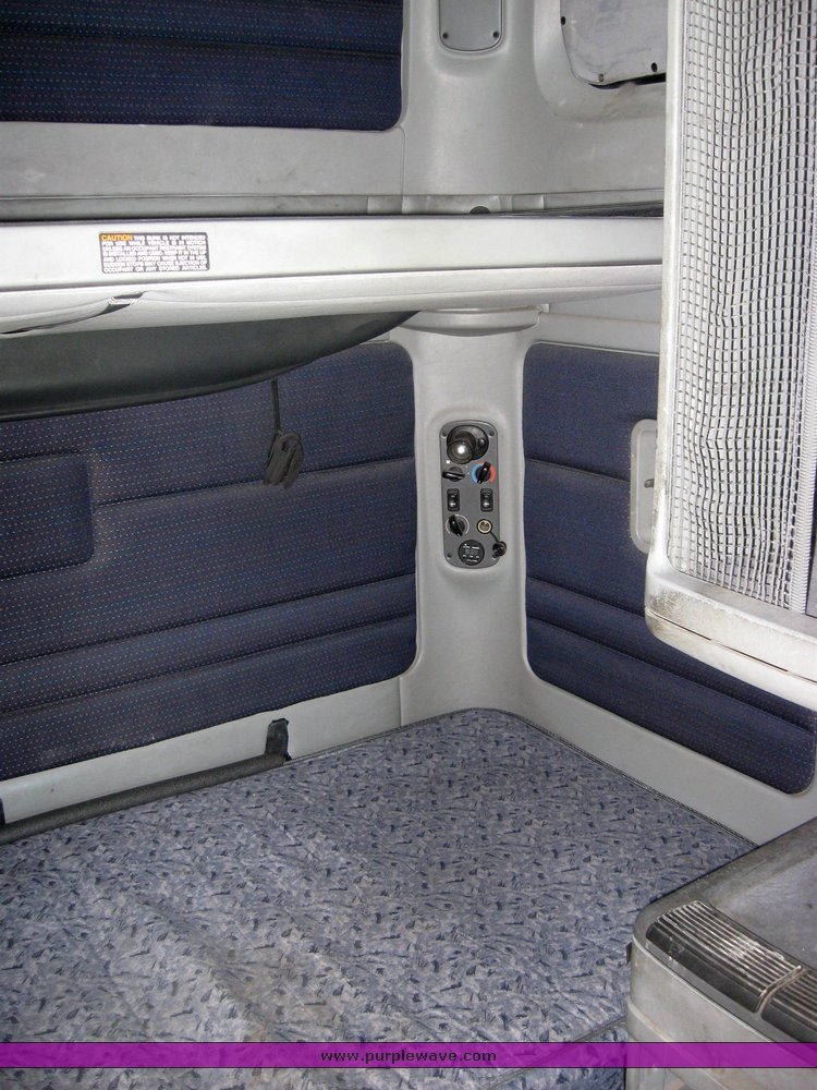 image for item 2149 2000 Freightliner Conventional FLC120 Century Class semi truck