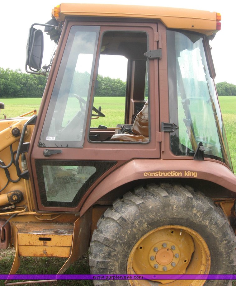 image for item 2521 1986 Case 580K backhoe
