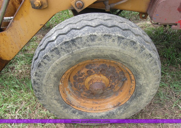 image for item 2521 1986 Case 580K backhoe