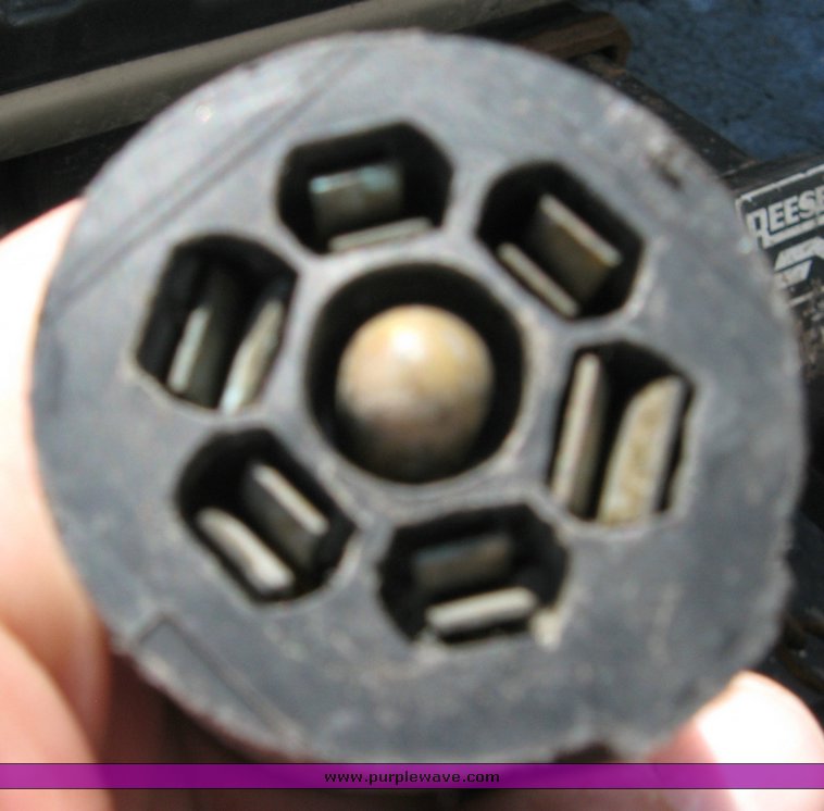 image for item 3756 2003 Doolittle cargo trailer