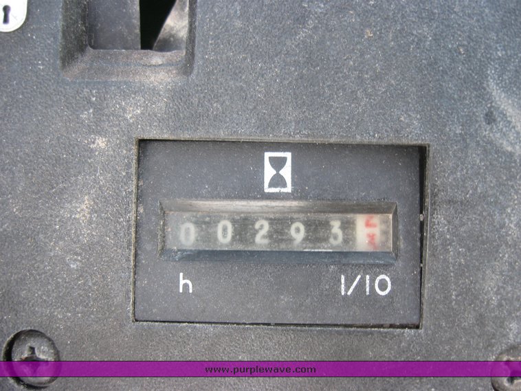 image for item 3993 Riding and push mower