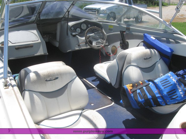 image for item 3995 1998 Bayliner Capri 1750 LS 18' ski boat