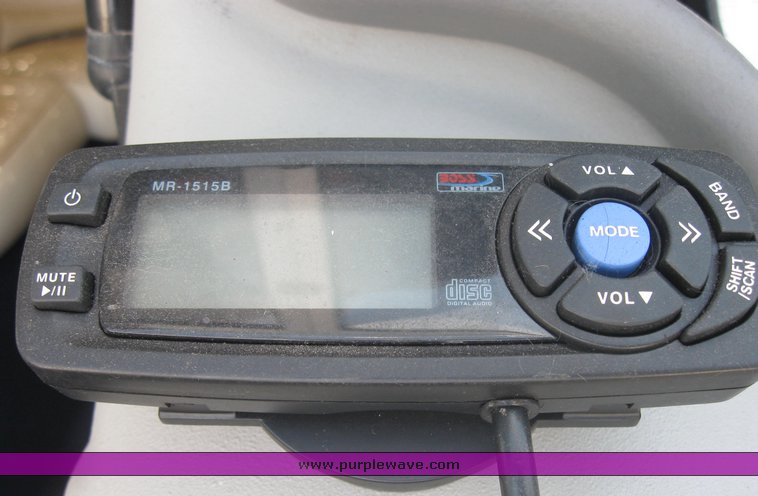 image for item 3995 1998 Bayliner Capri 1750 LS 18' ski boat