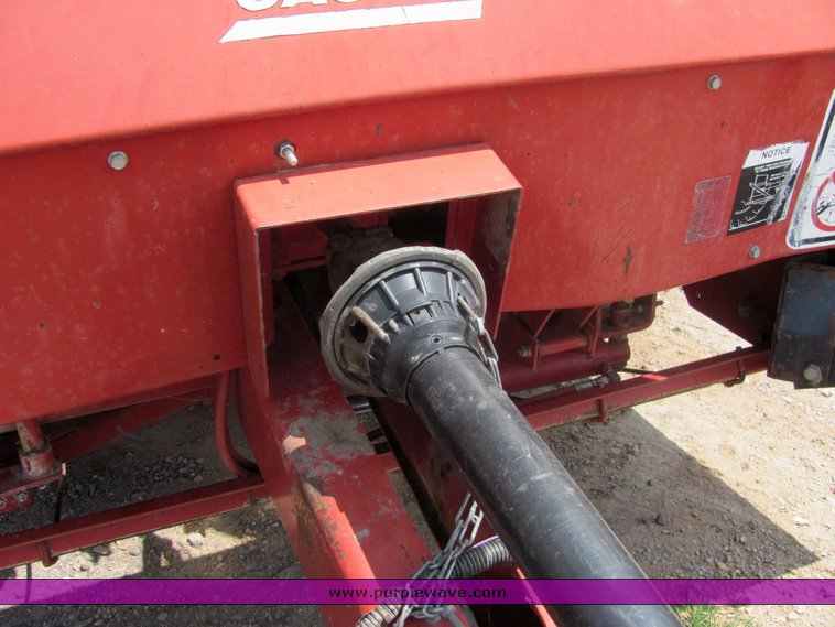 image for item 4587 Case 8465A round baler