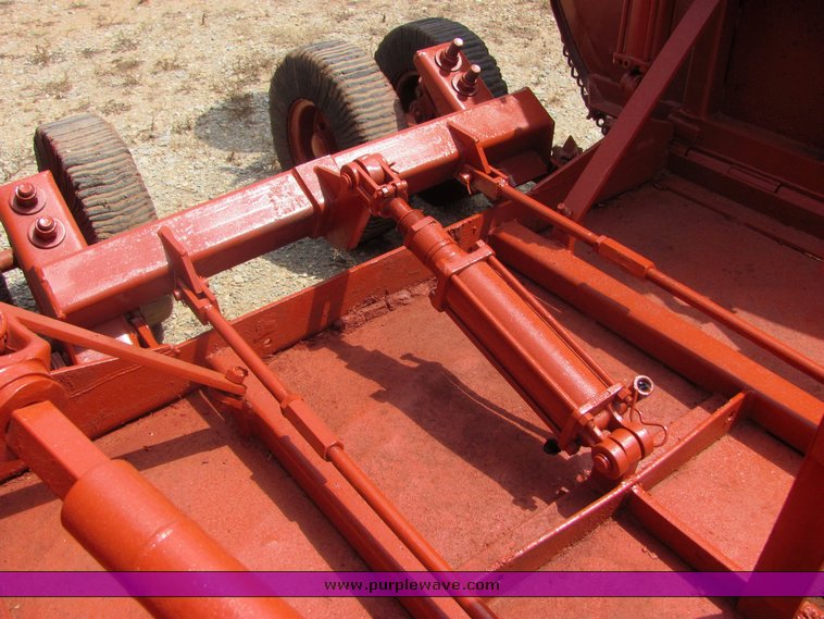 image for item 4588 Rhino 15' bat wing mower