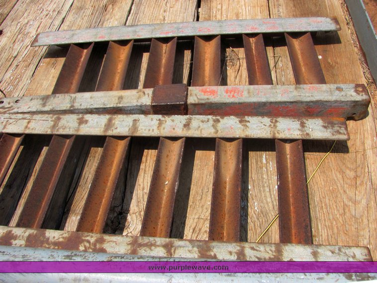 image for item 4598 16' tandem axle trailer