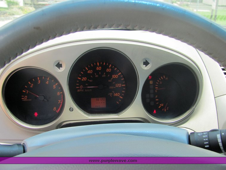 image for item 4611 2004 Nissan Altima