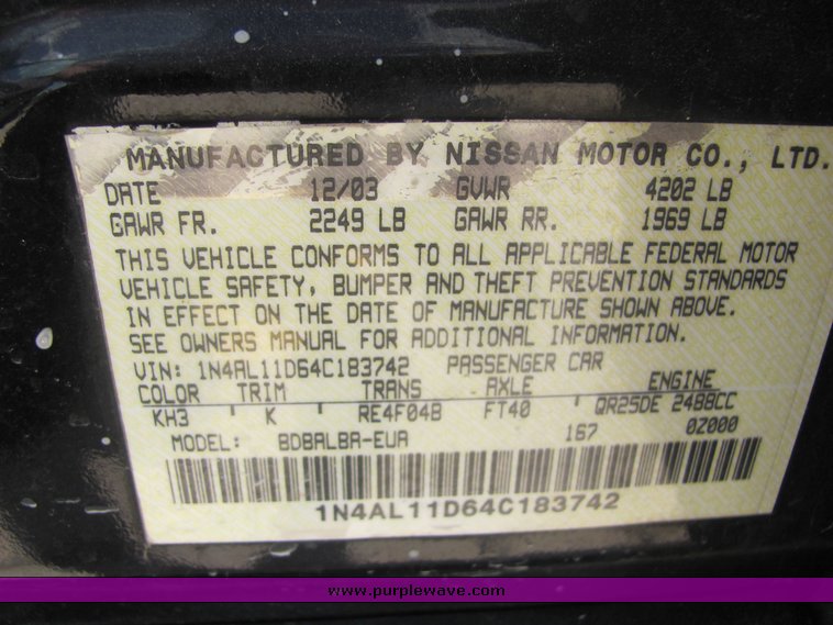 image for item 4611 2004 Nissan Altima