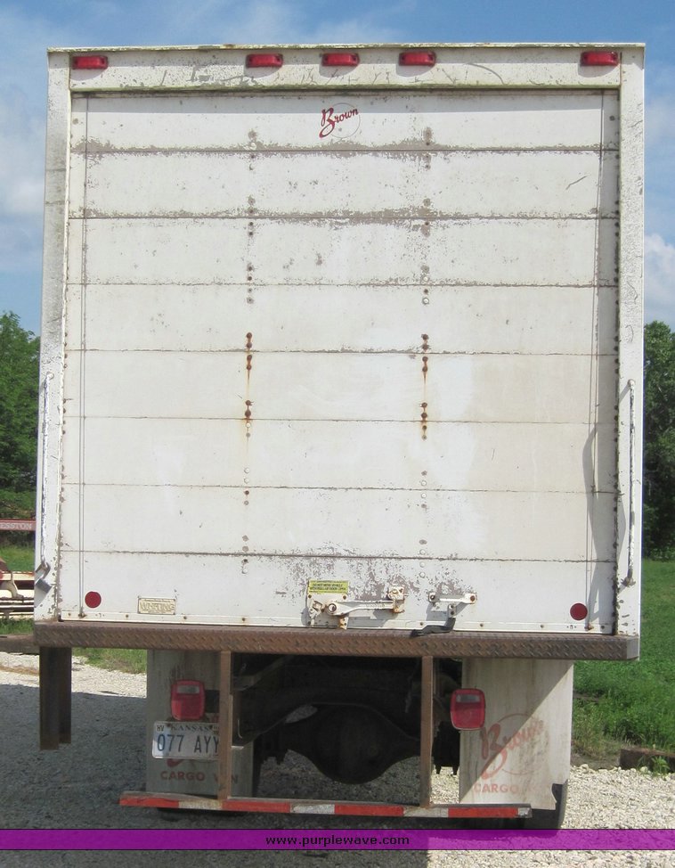 image for item 4715 1994 GMC Topkick C7H042 box truck