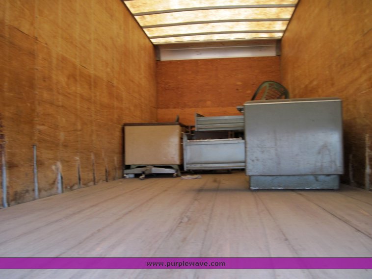 image for item 4715 1994 GMC Topkick C7H042 box truck