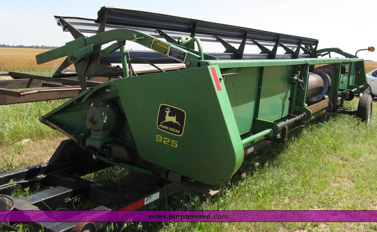 image for item 5013 John Deere 925 25' header platform